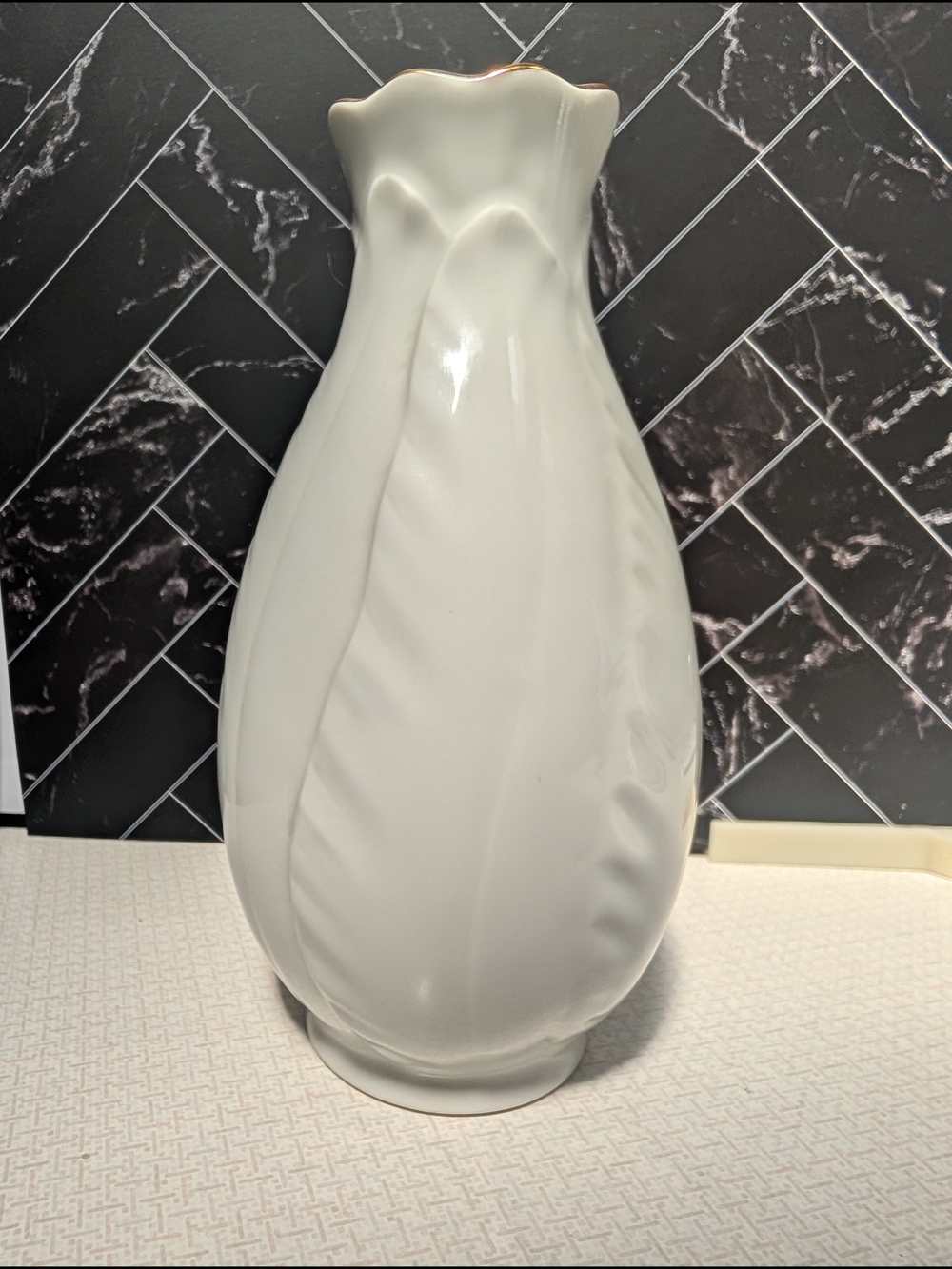 ​Vintage Japanese White Ceramic Swirl Bud Vase with Gilt Rim by Action Japan